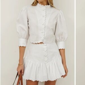 Vita Grace white scalloped skirt set never worn !